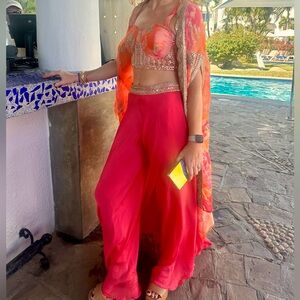 Three piece palazzo pants set. Fits a size 32/34 bust, medium bottom.